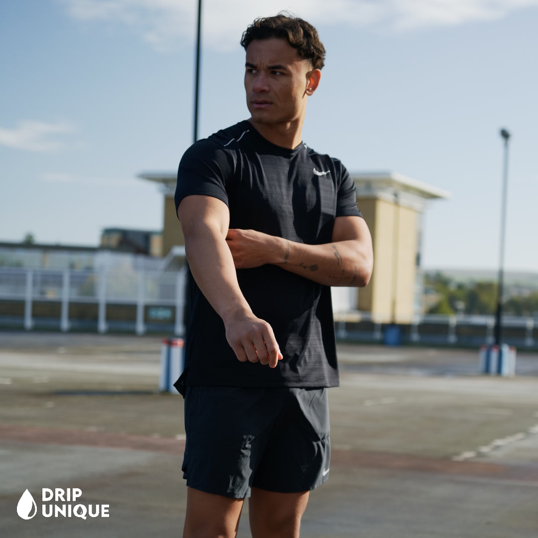 Nike Miler T-Shirt Black & Black Flex Stride Shorts Set