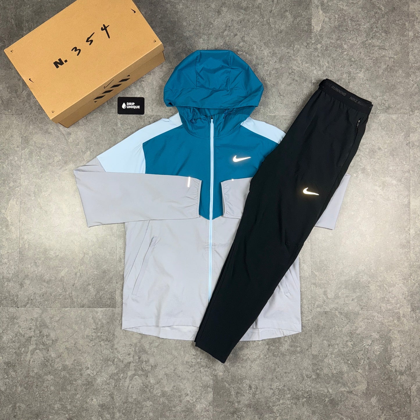 Nike UV Windrunner Jacket Green Abyss & Black Nike Phenom Pants Set