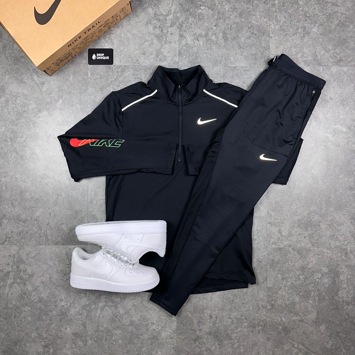 Nike NK Element 1/4 Zip Black & Black Phenom Pants Set