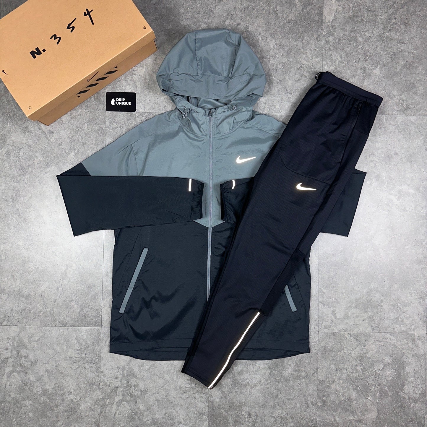 Nike UV Windrunner Jacket Black / Grey & Black Nike Phenom Pants Set